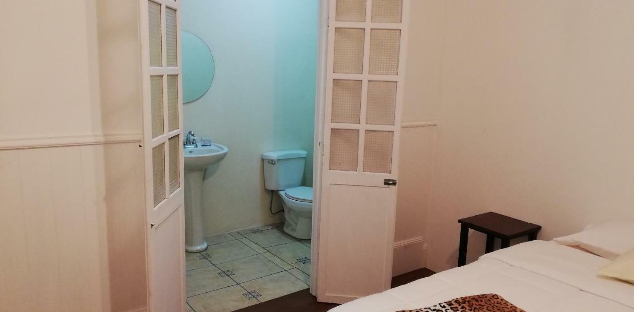 Casa Mayela Guest House 산호세 외부 사진